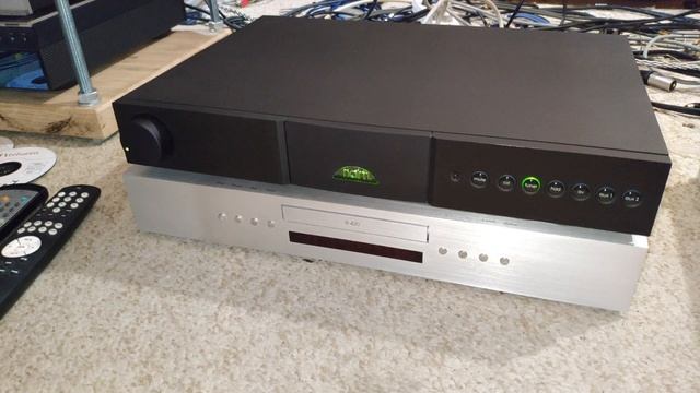 Naim Nait Xs (boltology)
