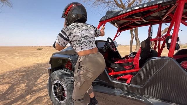 BRABUS 900 CRAWLER - KING OF THE DESERT