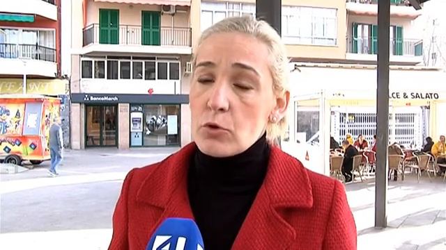 Reaccions de l'oposició a les polítiques de Mobilitat de Cort смотреть онлайн