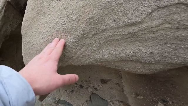 Крым сегодня ОБВАЛ ГРУНТА на пляже. Что натворил ШТОРМ. Обнаружил Хижину отшельника. Погода в КРЫМУ. смотреть онлайн