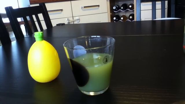 Boisson au jus de kiwi et grenadine - Recette de cocktail смотреть онлайн