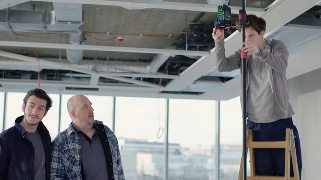 Bez znojenja – Bosch kombinovani laser смотреть онлайн