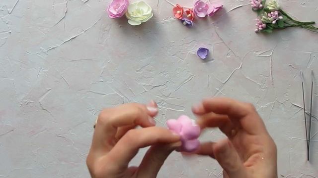 ПОВЯЗКА ДЛЯ ДЕВОЧКИ С ЦВЕТАМИ ИЗ ФОАМИРАНА /ЦВЕТЫ ИЗ ФОАМИРАНА смотреть онлайн