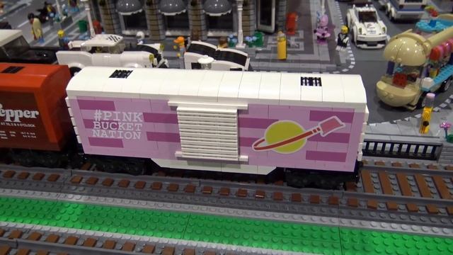 Giant LEGO Train City by Hoosier Bricks & Bricks4Chris смотреть онлайн