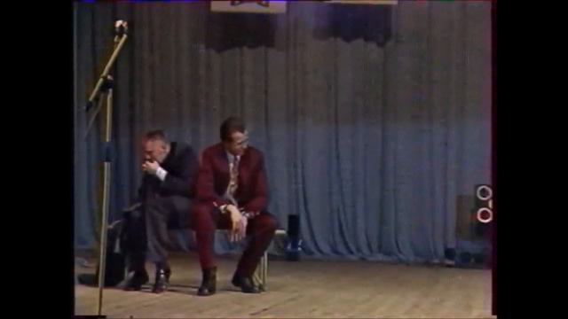 "Риск". Театр "ЛЮКС" (по пьесе Э. де Филиппо) смотреть онлайн