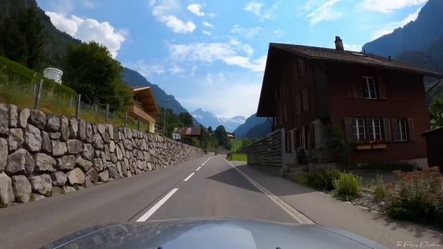 Lauterbrunnen To Grindelwald Switzerland 4K 60p ??