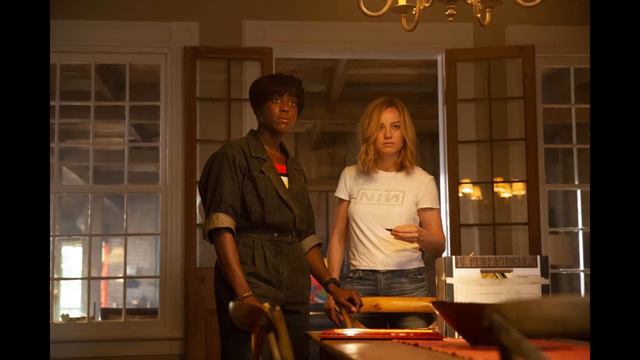 Видео-мнение Капитан Марвел смотреть онлайн