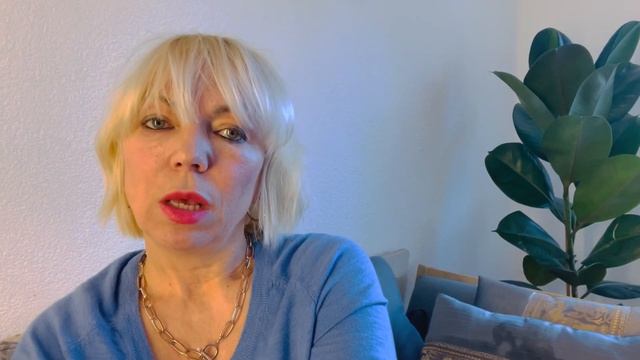 Что нужно знать / Гипноз / Квантовая матрица человека / Квантовый Фитнес Виктория смотреть онлайн