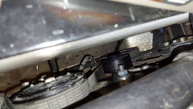 Нива легенд, пробег 35000км, замена моторного масла, небольшое ТО.