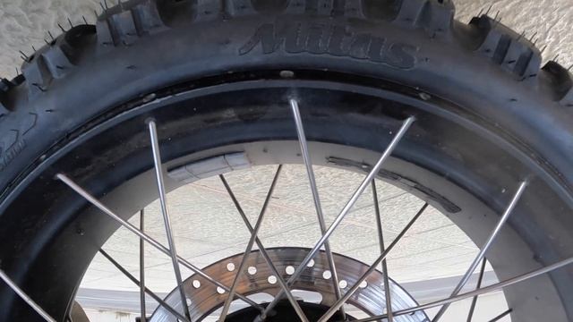 Presentacion MITAS E-07+ ENDURO TRAIL En BMW R1200GSA LC