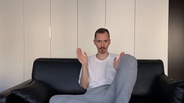 ПРО НОВУЮ КВАРТИРУ В ЦЕНТРЕ КРАКОВА И 1000 ДОЛЛАРОВ ЗА ВЕЧЕР смотреть онлайн