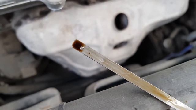 И всё таки, как правильно проверить уровень масла в двигателе авто смотреть онлайн