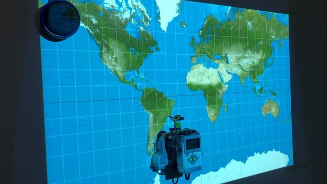 Coordula - Discover over 11 Million places of the World with this Lego Mindstorms Robot and Alexa смотреть онлайн