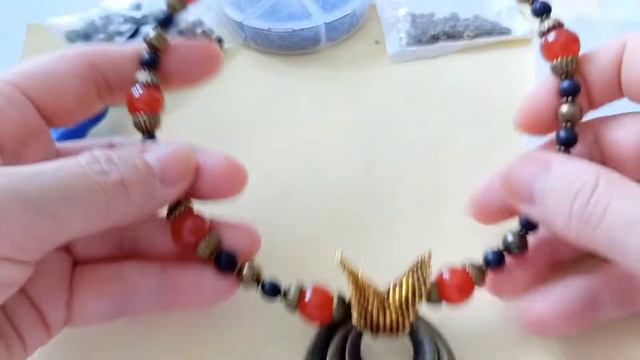 Choker made of carnelian beads. Чокер из бусин сердолика. смотреть онлайн