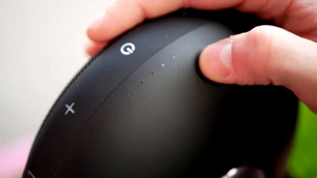 Грибы - Тает лёд в Одессе собака в кадре и элегантный Harman Kardon смотреть онлайн