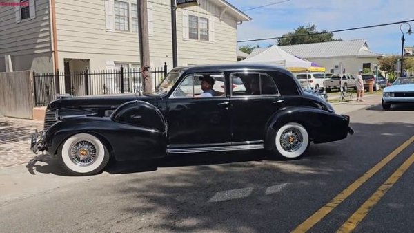 Cruisin the Coast mammoth classic car show & cruising video