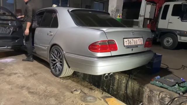 Custom muffler Brabus for Mercedes Benz W210/Глушитель Брабус для Мерседес 210 смотреть онлайн