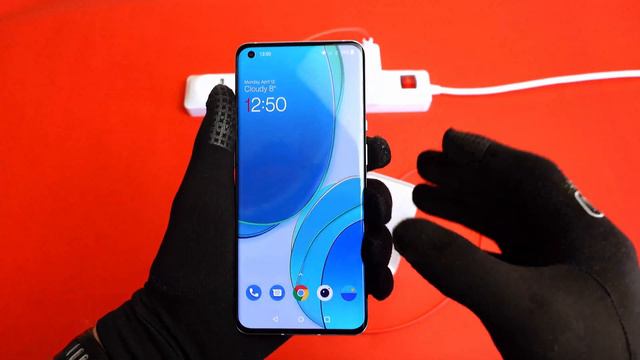 OnePlus 9 Pro - Soft and Hard Reset (Factory) || Phone Not Powering On \ Charging смотреть онлайн