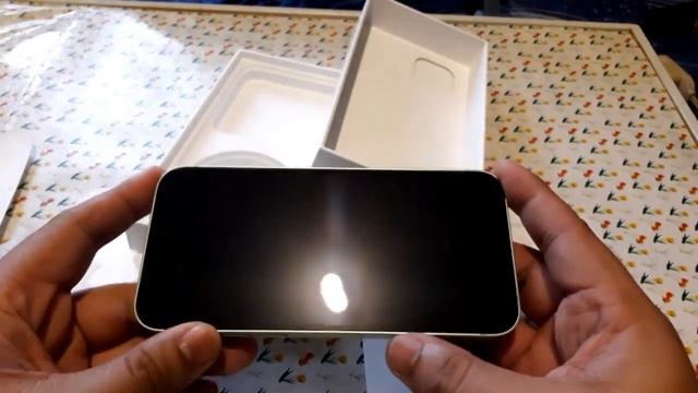 An iPhone 12 Unboxing смотреть онлайн