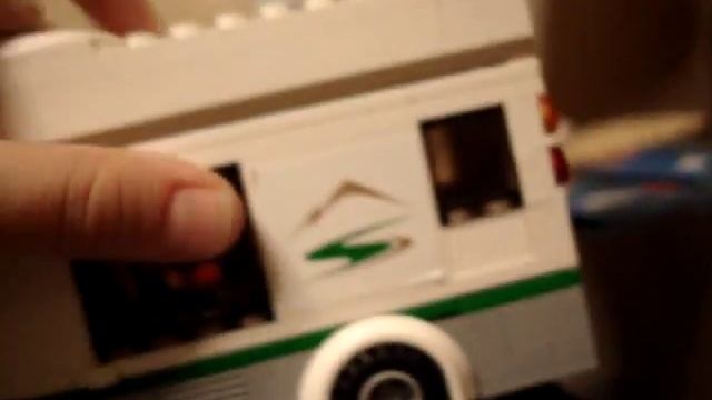 Обзор-новинка LEGO CITI дом на колёсах смотреть онлайн