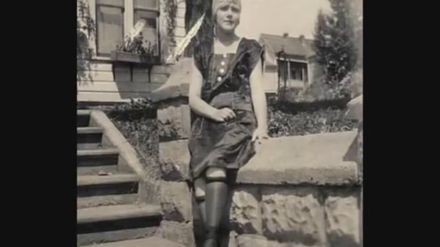 Annette Hanshaw - He's The Last Word смотреть онлайн