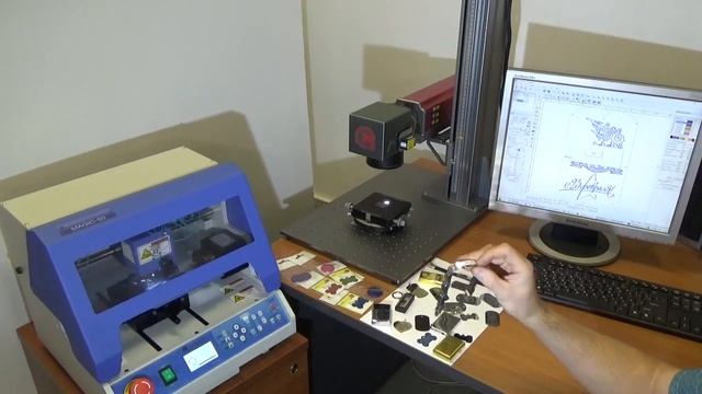 Гравировка в ТОРГОВОМ ЦЕНТРЕ Какой станок использовать Алмазный или Лазерный гравер? Сравнение смотреть онлайн