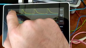 Осциллограф FNIRSI 1013D - измерение сигнала в режиме single trigger mode