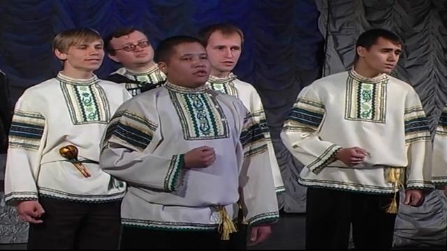 Хор народной музыки "Песни Урала" - Зацвели под окошком берёзы смотреть онлайн