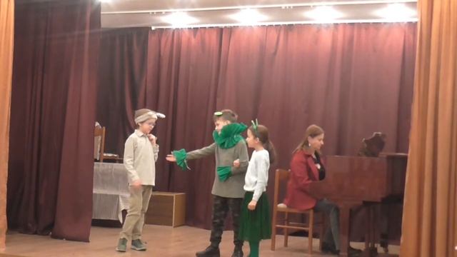Спектакль на английском языке про зайца и морковный суп. Декабрь 2018
