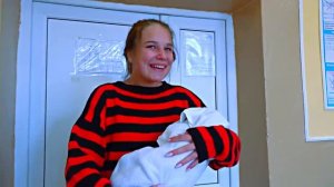 ВСЕ СЕРИИ! БЕРЕМЕННА в 16？!) [rVK4O5XxYuM]