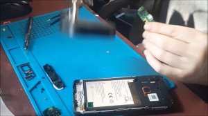 techno spark7 фонит динамик