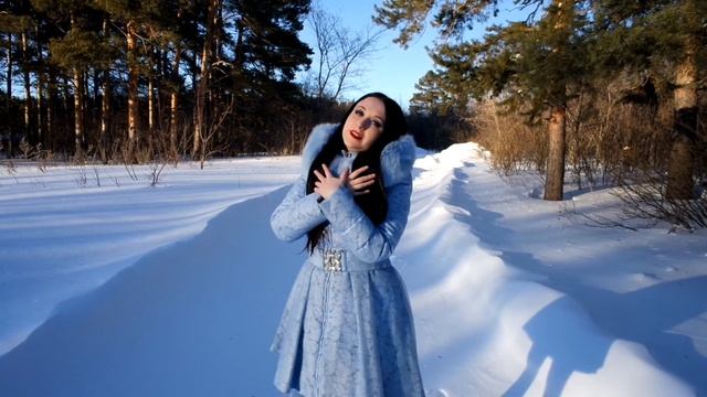 «Мама, будь всегда со мною рядом» Исполняет Калинина Надежда смотреть онлайн