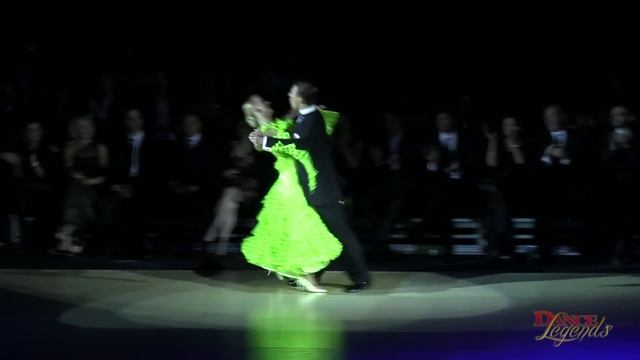 Dance Legends 2012 - Arunas Bizokas & Katusha Demidova - Quickstep смотреть онлайн