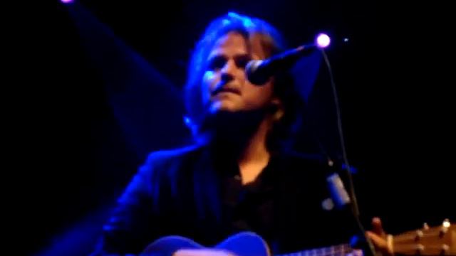 Tom McRae - Still Love You &Tombrella(Umbrella/Rhiannon cover)(live)-AB,Brussels,11Oct2010 смотреть онлайн