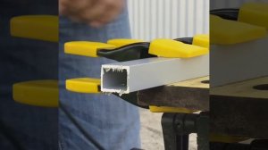 Порезка алюминия пильным диском для болгарки Vatzo Multicut 125mm