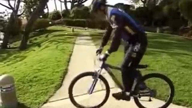 Как делать фронтальный поворот на MTB? The Front Pivot смотреть онлайн