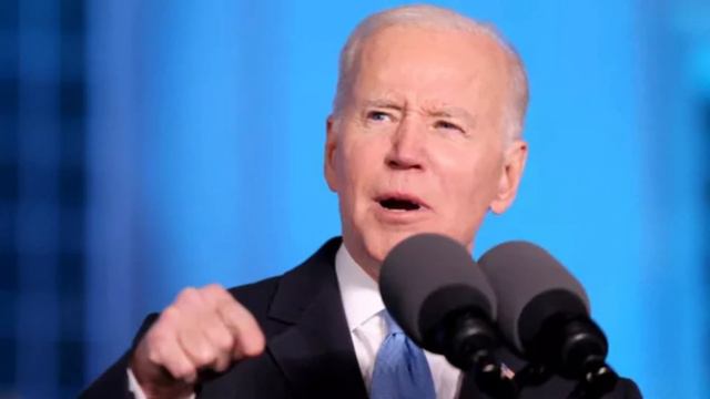 СНОВА ОГОВОРИЛСЯ? Джо Байден назвал президентом США другого человека, как оказалось, это… смотреть онлайн
