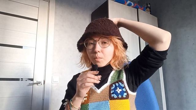 ПЕРЕБИРАЮ ПРЯЖУ + обзор на вязаные изделия смотреть онлайн