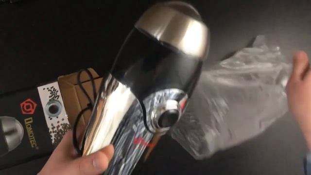 Видео обзор Кофемолка DOMOTEC MS 1107 Серая 150Вт, 50г смотреть онлайн