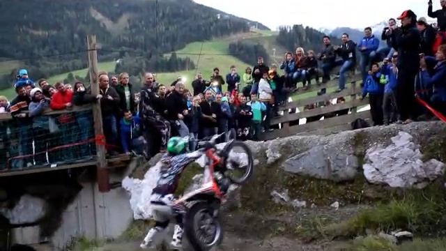 Yoshiaki Nomoto makes Backflip, Goass WM Saalbach Hinterglemm смотреть онлайн