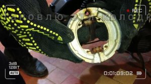 Замена тормозных колодок скутера. #скутер #мопед