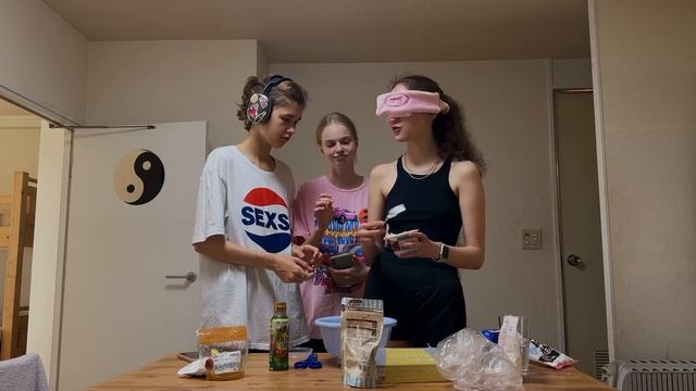 ПЫТАЕМСЯ ПРИГОТОВИТЬ ЯПОНСКИЕ МОТИ/ГЛУХОЙ,СЛЕПОЙ,НЕМОЙ смотреть онлайн