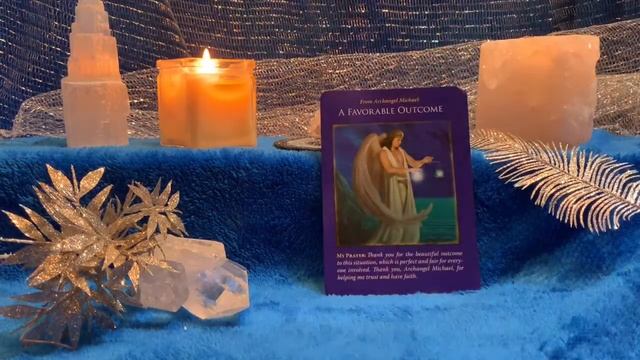Archangel Michael Oracle Card Review (Out of print deck) смотреть онлайн