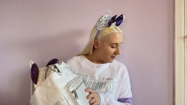 DISNEY UNBOXING! GRAIL Loungefly Minnie Mouse Main Attraction January Space Mountain backpack pins смотреть онлайн