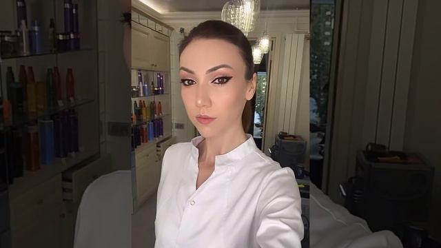 Макияж кошачьи глазки. смотреть онлайн
