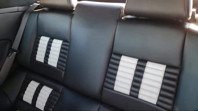 2013 Ford MUSTANG Shelby GT500 in Grabber Blue Walkaround смотреть онлайн