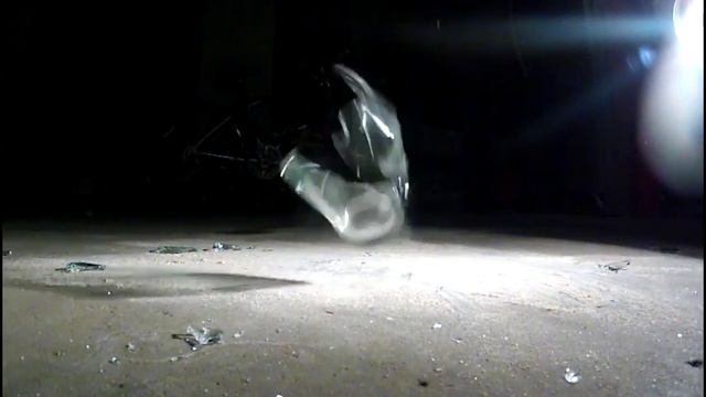 Glass Cup Breaking In Slow Motion Forward/Rerverse смотреть онлайн