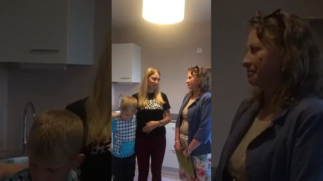 Ирина Николаевна продала квартииу в Сосновоборске смотреть онлайн