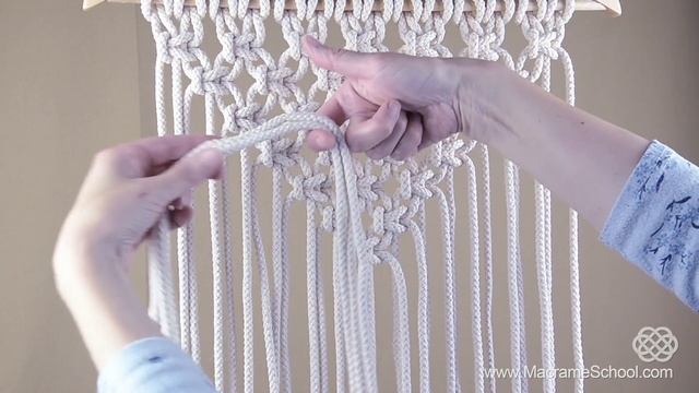 How To Make Easy Macramé Wall Hanging | Wall Decor Tutorial | DIY смотреть онлайн