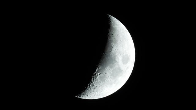 The Moon Looks Stunning tonight! Nikon P1000 Moon Mode смотреть онлайн